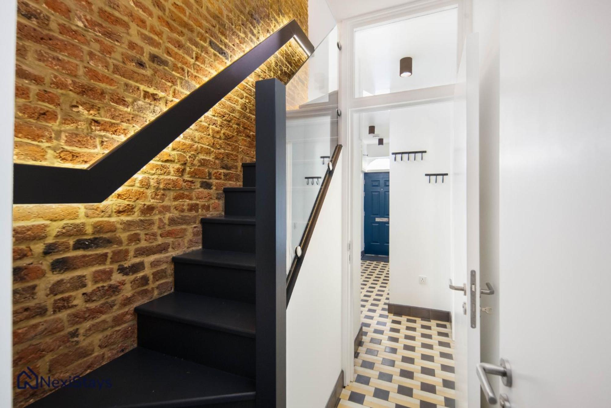 Appartamento 1 Min Walk To Euston Station, Modern Townhouse